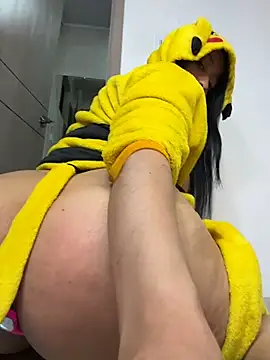 valery_evaans (F young) - Ride dildo 🍑