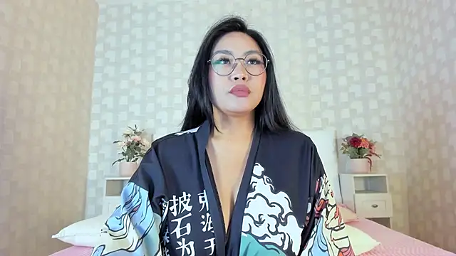 NatsumiHun live cam on StripChat