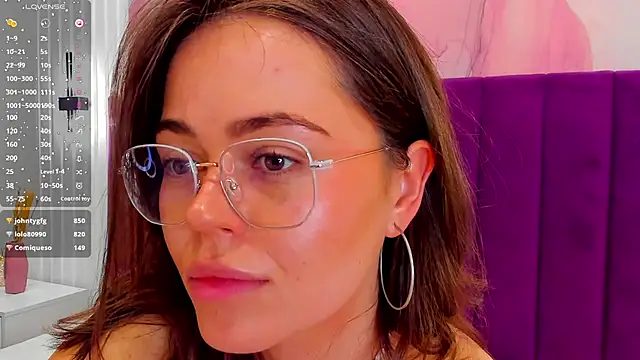 Kelly_Cuutie webcam