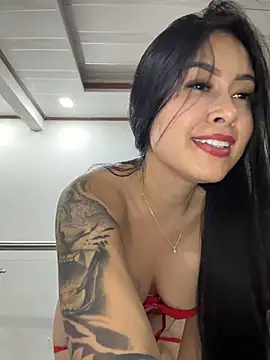 CristalLeyner webcam