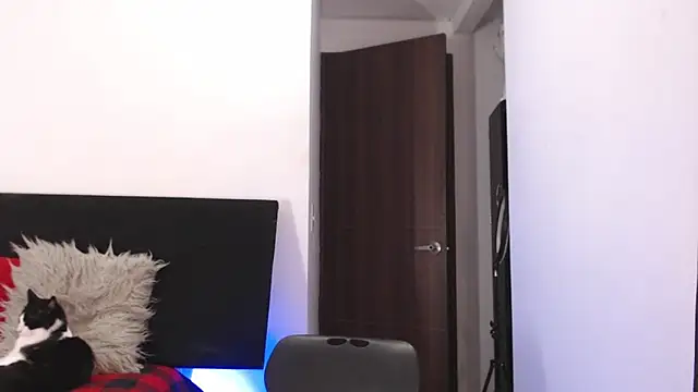 andrea_de_lucaa webcam