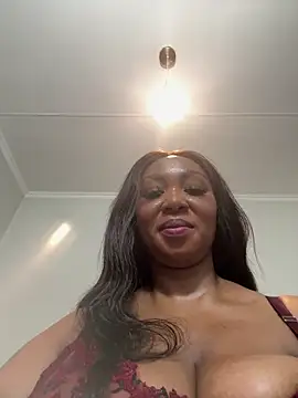 Bootyliciouse21X webcam