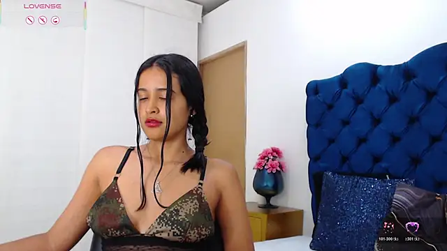 Lili666_ webcam