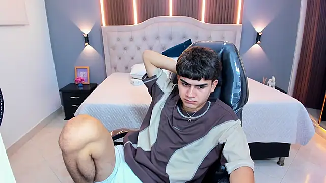Tommy18__ webcam
