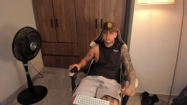 Jake_simons webcam
