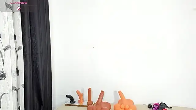 CERTIFIED_SQUIRTER webcam