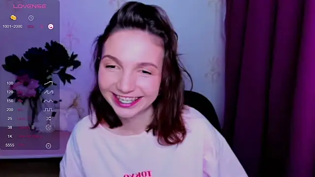 KindHazelHere_ webcam