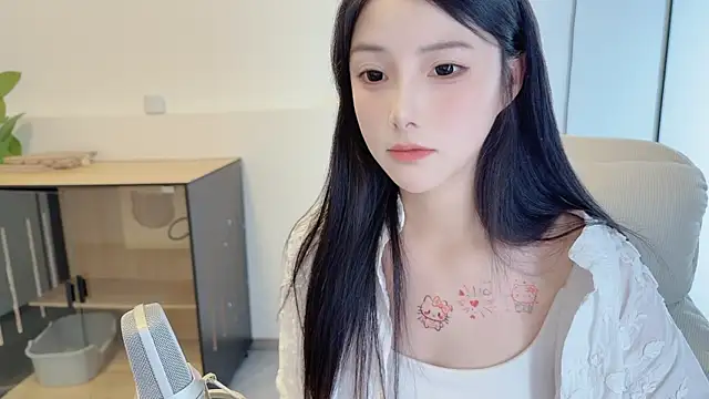 holo_love live cam on StripChat