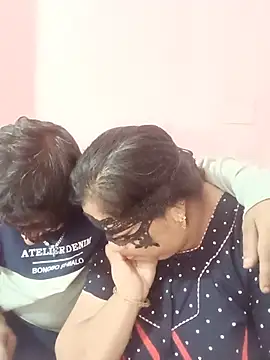 Sweetycpls live sex cam