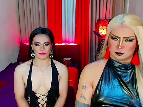 Wildest_Slave_Huntress webcam