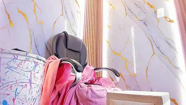 Marian_Cristal webcam