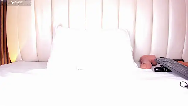 sandramilerr - SandraMilerr's free webcam - UK Sex Cams
