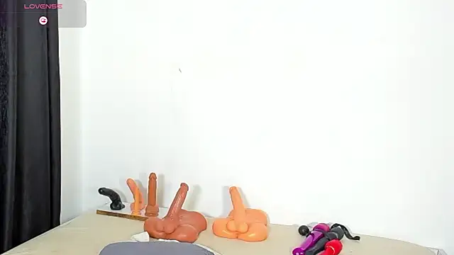 CERTIFIED_SQUIRTER webcam