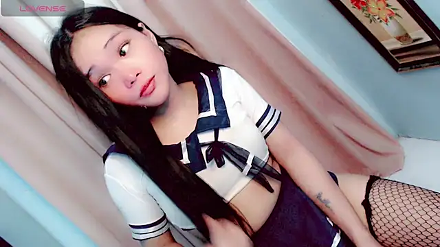Littleslutty_baby webcam