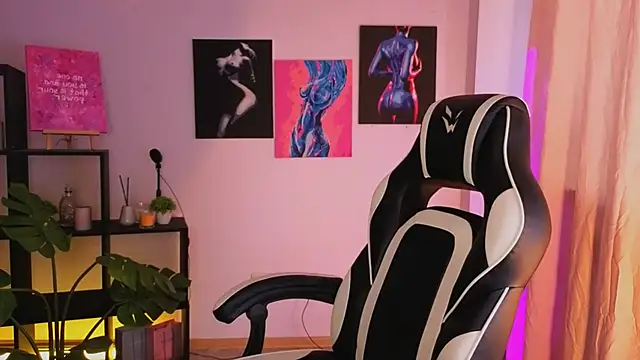 ElenaMonroe webcam