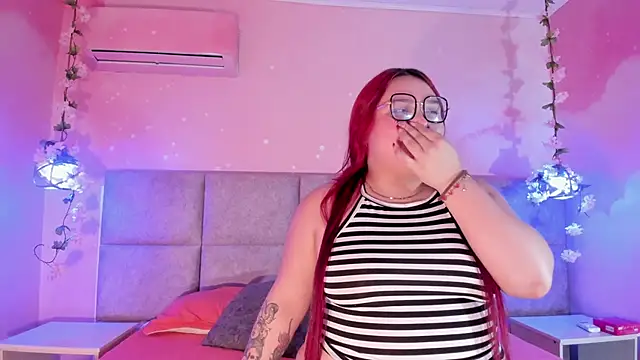 Lushi_Love webcam