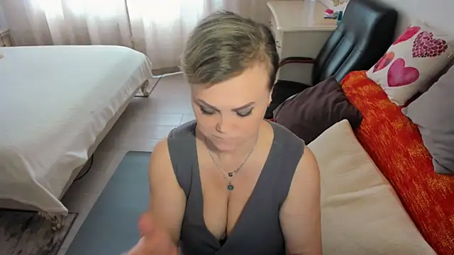 MildMature webcam