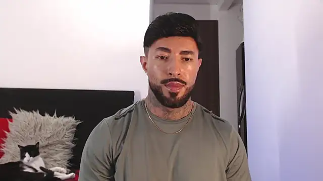 andrea_de_lucaa webcam