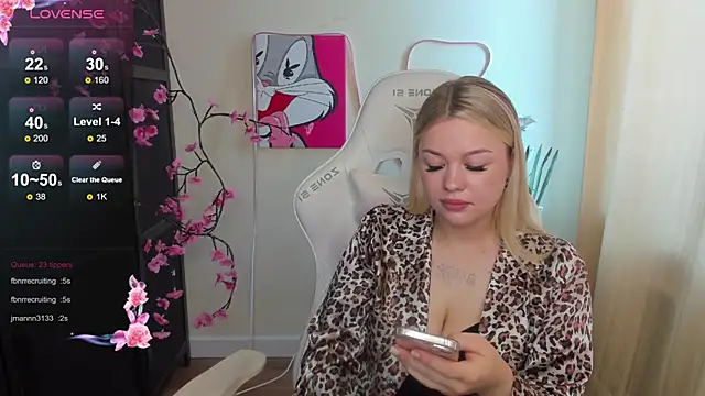 Amelie_Peach webcam