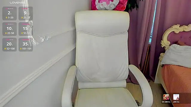 Lily_Marlin live cam on StripChat