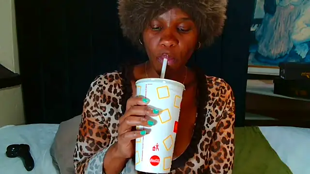 CaramelCandyxx webcam