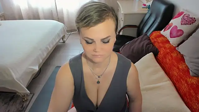 MildMature webcam