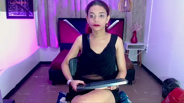 luisa__torres webcam
