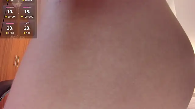 Natasha_Kiim_ webcam