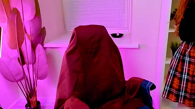 CarolGiggly webcam