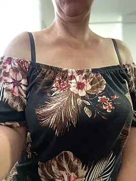 sweetmystery1 webcam