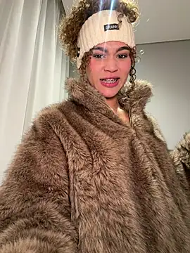 Lianh_Benett webcam