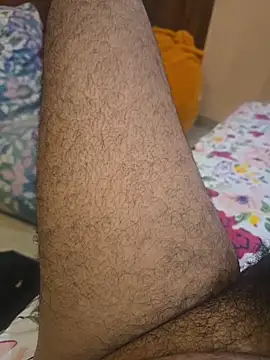 Curvyboyjuicy webcam