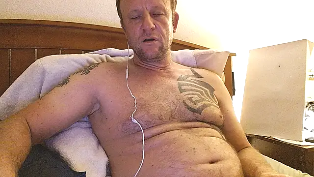 Yournaughty webcam