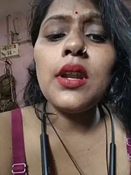 Jasmine_Januja webcam