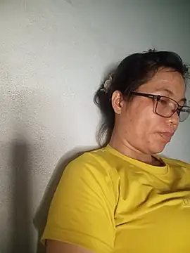 missthree webcam