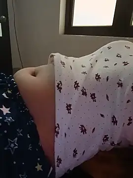 -Maya-a webcam