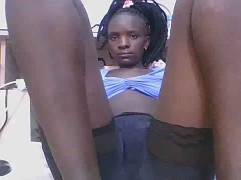 ebonypetite2 webcam