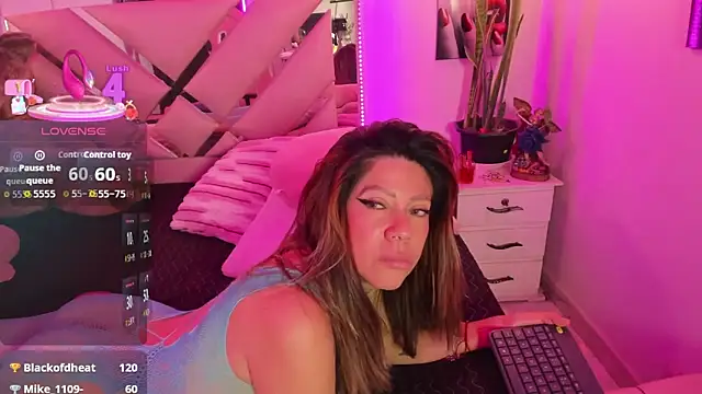 Karly_moon webcam