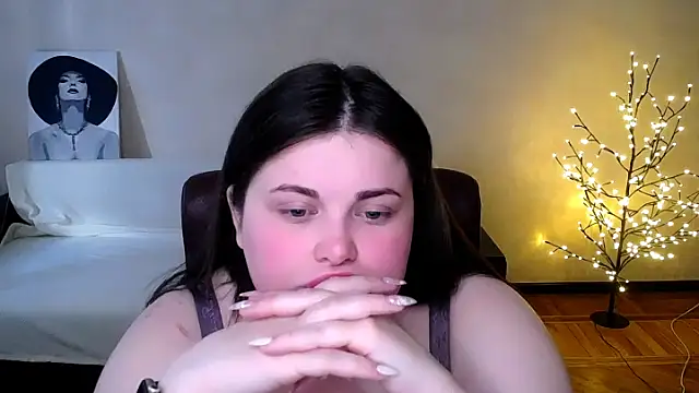 Emily_Mo webcam
