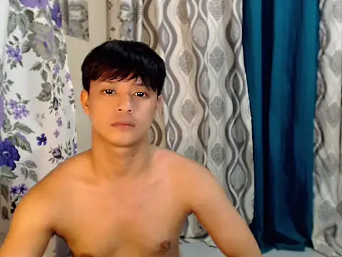 kingdomcum96 live sex cam