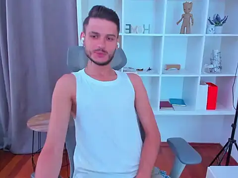 andboyfor6 - Andboyfor6's free webcam - UK Sex Cams