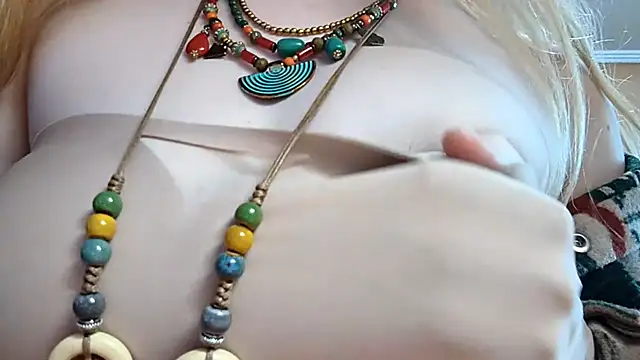 KateVibe_01 webcam