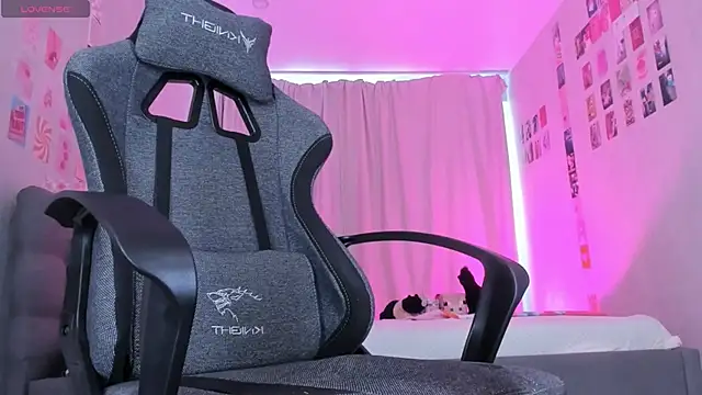 Eva_Harper webcam