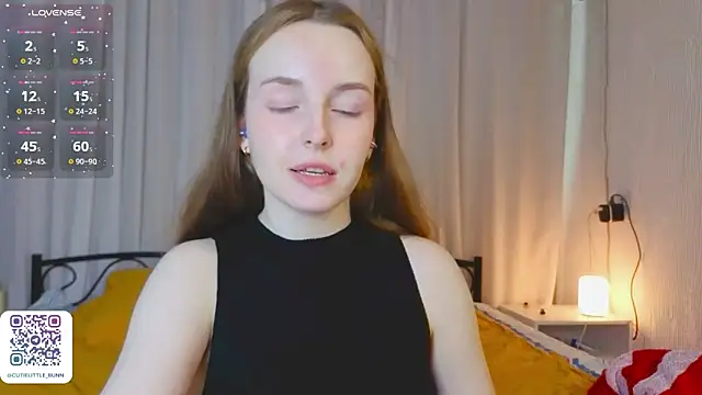 bae_cake_ webcam