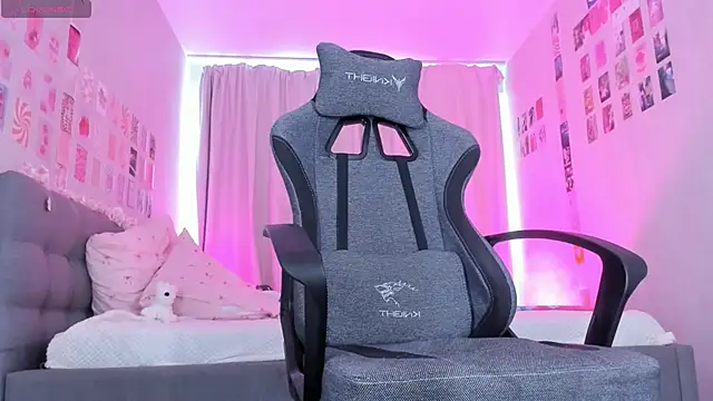 Eva_Harper webcam