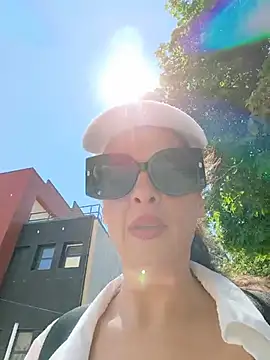 RebeccaNoble webcam