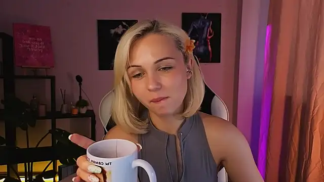 ElenaMonroe webcam