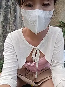Linda-yiyi webcam