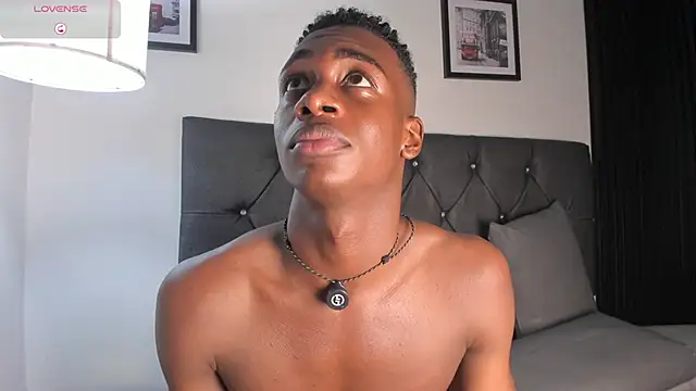 noah_johes webcam