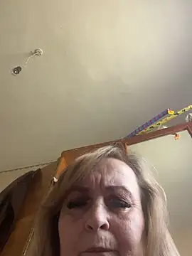Irina2909@xh webcam